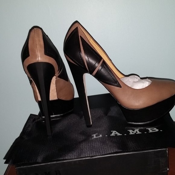 L.A.M.B. Dolores Taupe Geometric Platform Heels, BNIB - Picture 7 of 8